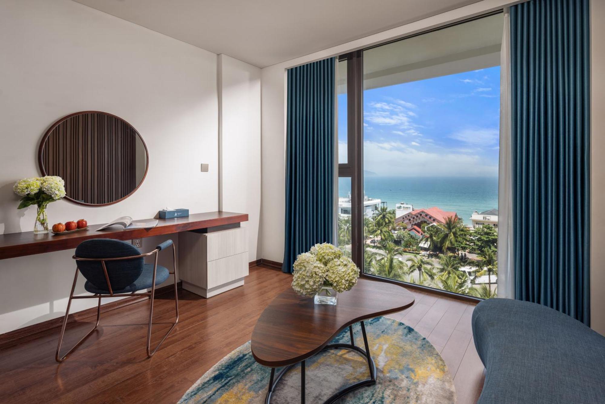 Canvas Danang Beach Hotel Eksteriør billede